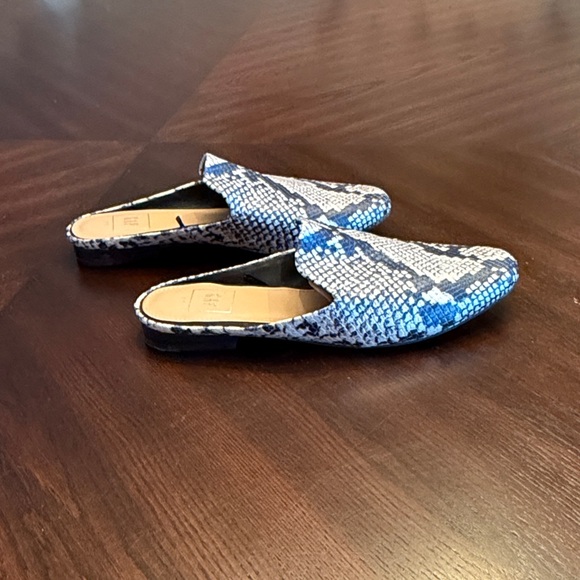 GAP Blue and White Snake-Print Slip-On Mules - Picture 11 of 11